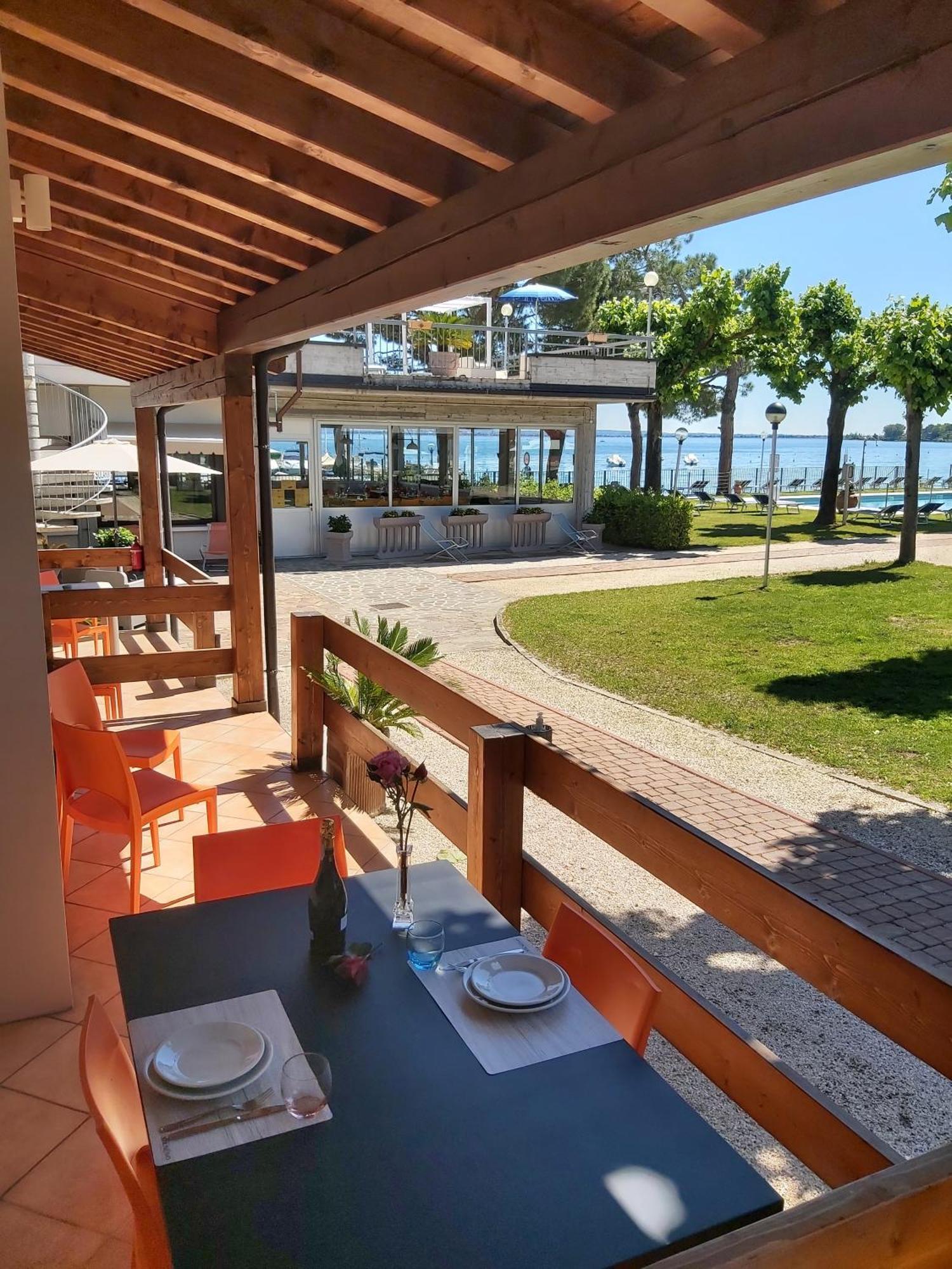 Villaggio Turistico Dei Tigli Padenghe sul Garda Quarto foto