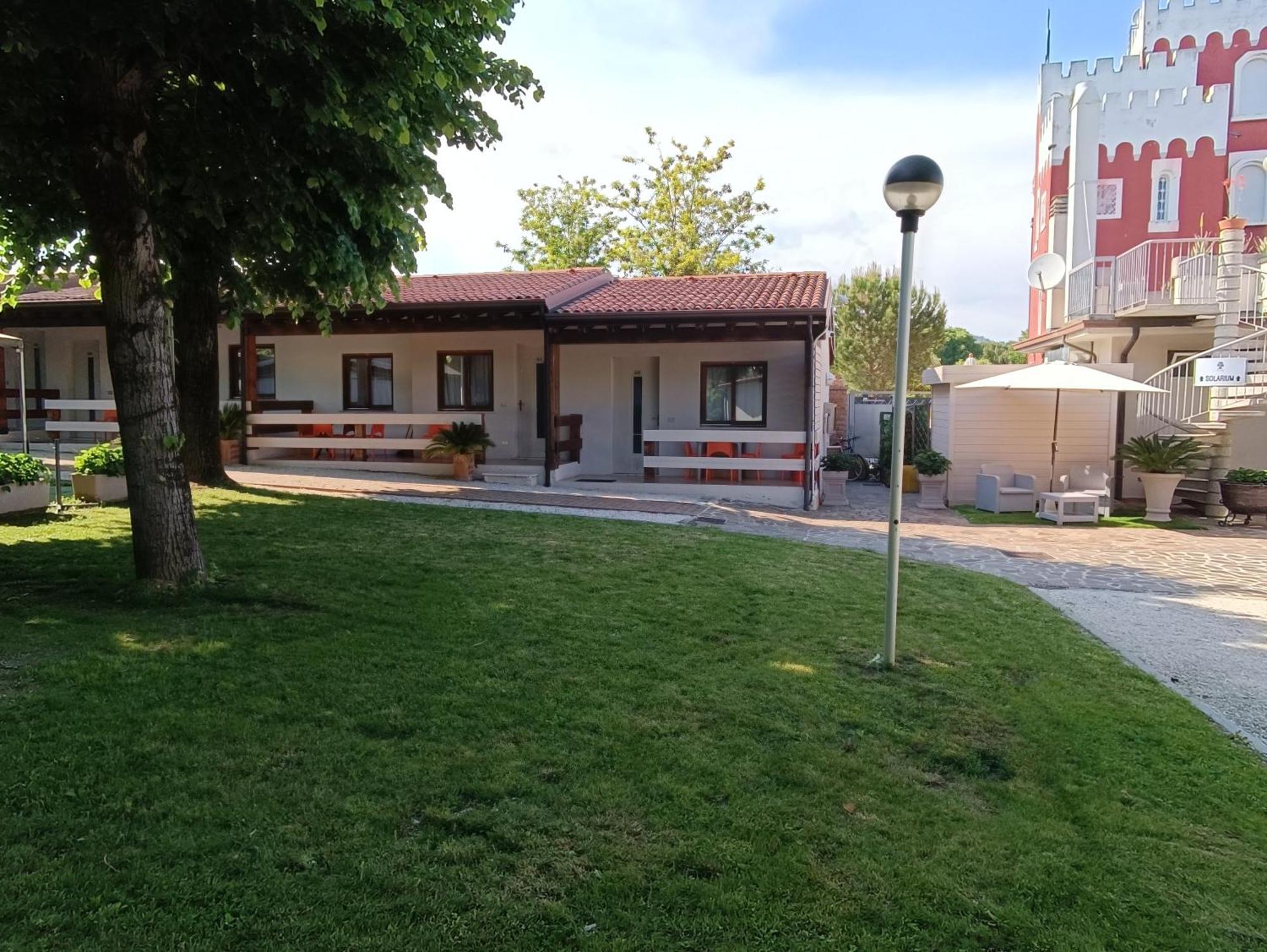 Villaggio Turistico Dei Tigli Padenghe sul Garda Quarto foto