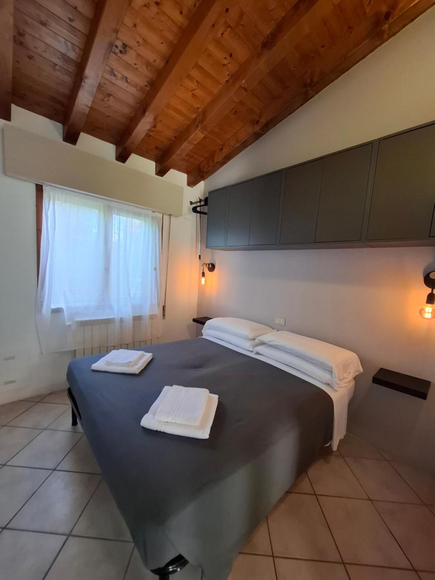 Villaggio Turistico Dei Tigli Padenghe sul Garda Quarto foto
